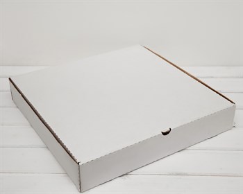 Коробка из плотного картона 46х46х5 см, белая - фото 15127