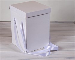 УЦЕНКА Коробка подарочная для цветов  23х23х32,5 см, с крышкой, белая
