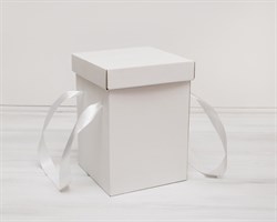 УЦЕНКА Коробка подарочная для цветов  17,5х17,5х25 см, с крышкой, белая