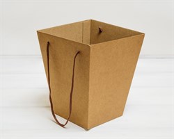 УЦЕНКА Коробка для цветов малая трапециевидная, низ 12,5 см, верх 18 см, высота 22 см, крафт