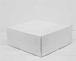 Коробка для посылок, 30х30х12 см, из плотного картона, белая