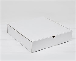 УЦЕНКА Коробка из плотного картона 31х31х7 см, белая