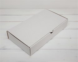 УЦЕНКА Коробка 33х18х6 см из плотного картона, белая