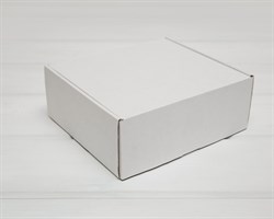 Коробка для посылок, 22х20х8,5 см, из плотного картона, белая